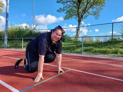 Frederique verloor haar onderbeen, maar niet de liefde voor hardlopen: 'Ik wil de baan op'