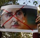 Met Aung San Suu Kyi valt weer een held van het Westen