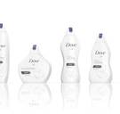 Dove verslikt zich in flessen badzeep die vrouwelijke vormen vieren