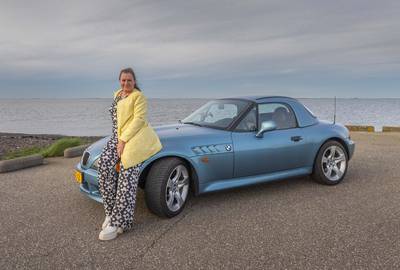 Autoliefhebber Astrid bezit een bijzonder ‘wagenpark’, maar de BMW Z3 is haar absolute droomwagen