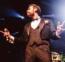 DIW Kerstsoirée: tafelen met de regering van Absurdistan