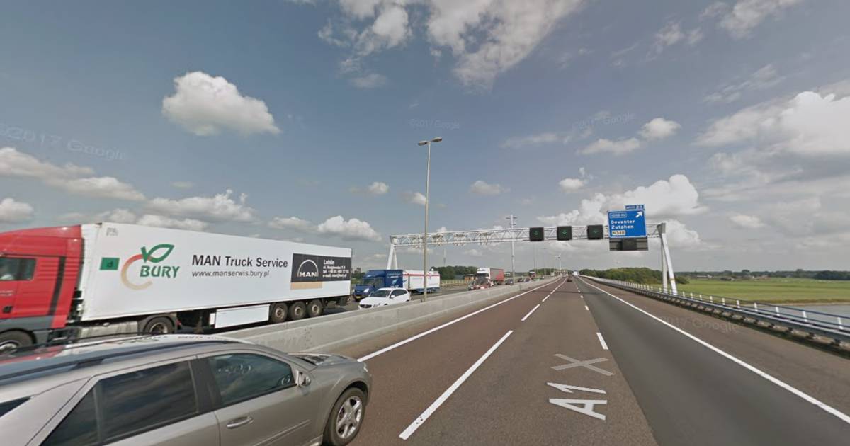 File op A1 van Deventer richting Apeldoorn door ongeval.