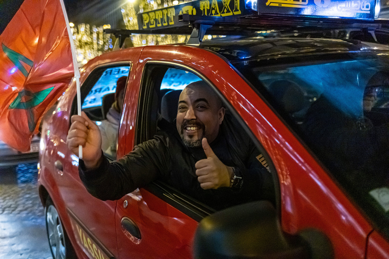 Arabische wereld viert Marokkaanse voetbalsucces als eenheid Foto tubantia.nl