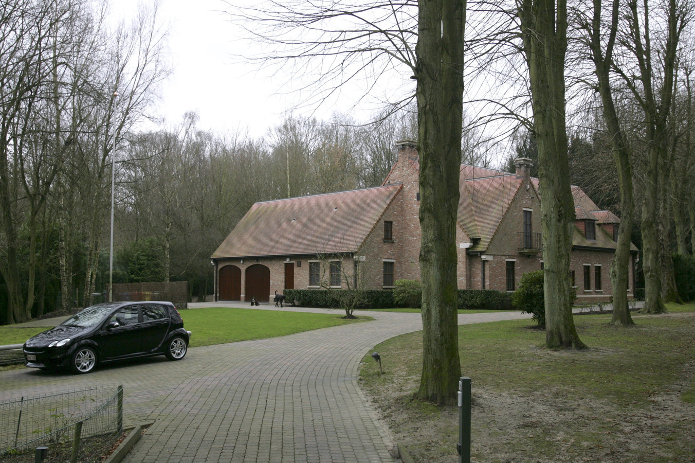 Een blik op Villa Clémentine in Tervuren, al sinds 1993 de woonplaats van Laurent.