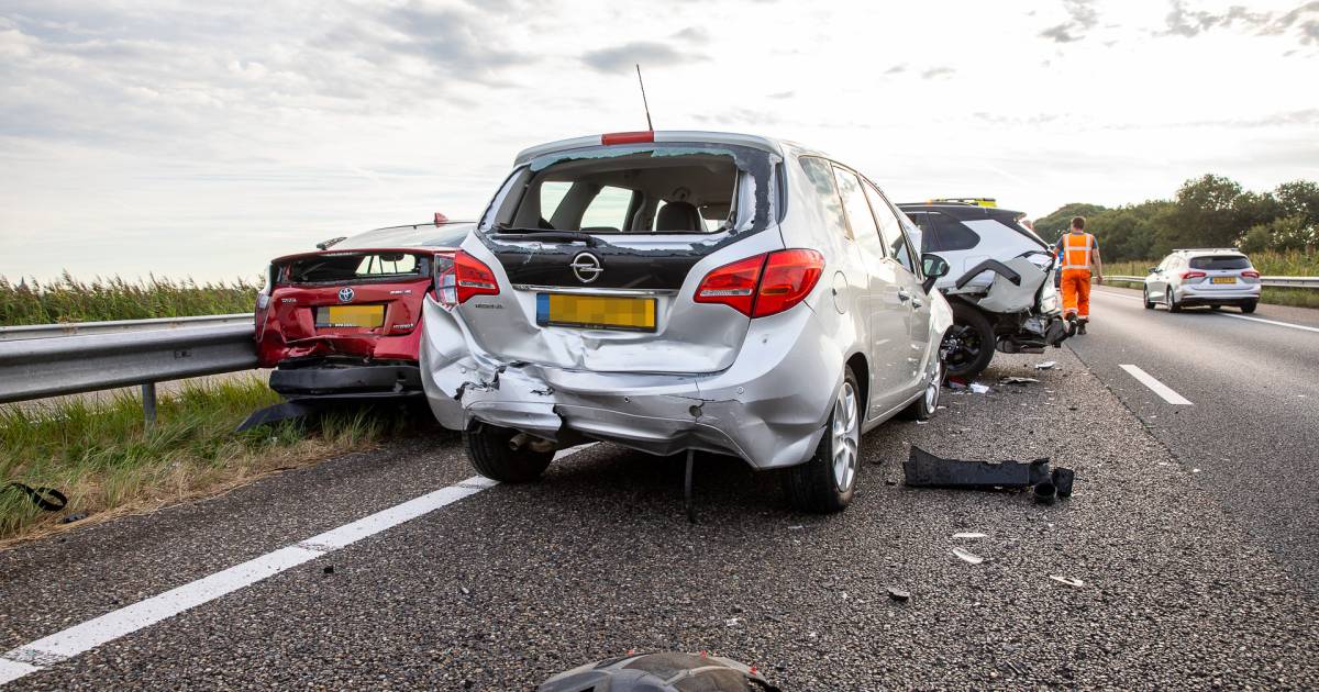 Ongeval met vier auto's op A58 tussen Bergen op Zoom en Roosendaal - BN DeStem