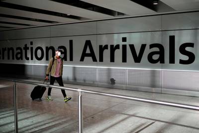 Quarantaine de 14 jours obligatoire pour les voyageurs arrivant au Royaume-Uni