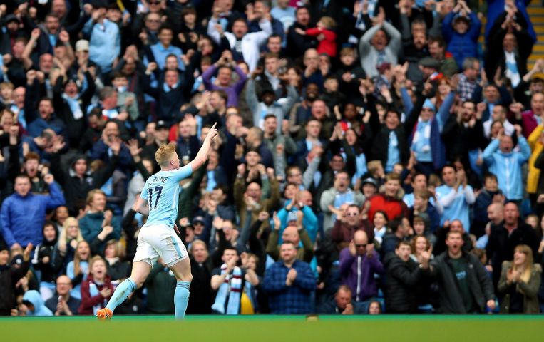 Kevin De Bruyne van Manchester City viert zijn derde goal tijdens de Premier League-match in het Etihad Stadium, Manchester. © PHOTO NEWS Beeld Photo News