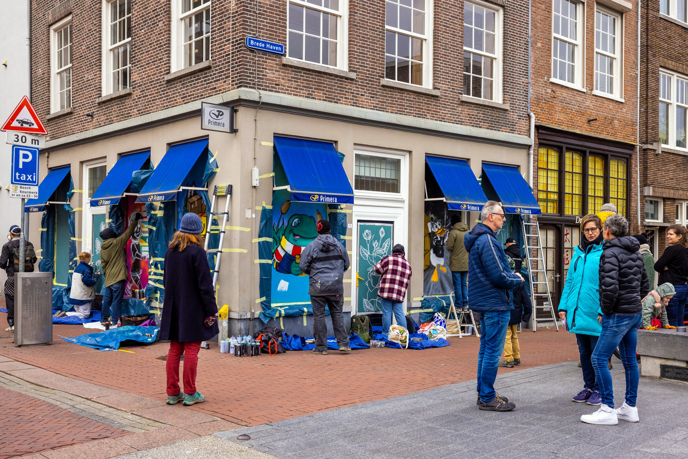 Geweldig Mathis Bevatten Kings of Colors wil niet alleen in Den Bosch, maar in heel het land platen  beschilderd zien | Foto | AD.nl