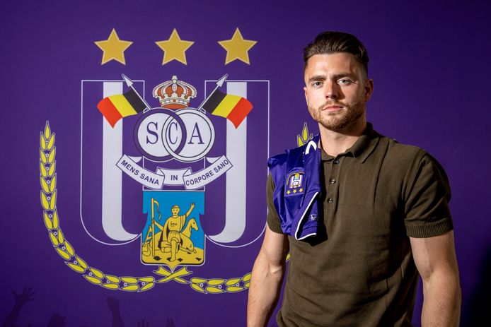 Colin Coosemans ruilt AA Gent in voor Anderlecht.