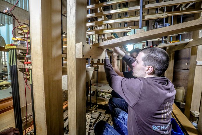 Daar is het orgel uit 1721 weer: Onze-Lieve-Vrouwekerk in Brugge pronkt ...