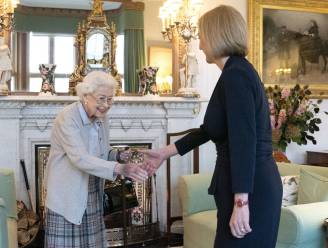 Liz Truss nieuwe Britse premier na bezoek aan de koningin