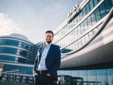 Bas (46) schrikt wakker achter het stuur en weet dat het anders moet: nu is ‘zijn’ AFAS een miljoenenbedrijf