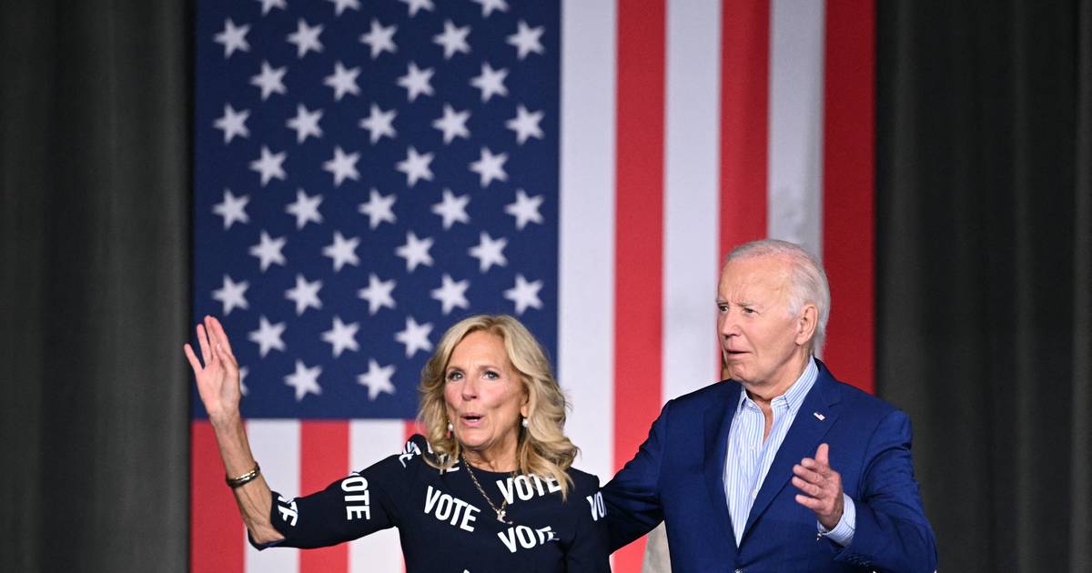 Jill Biden a donné un message clair aux électeurs américains après le débat avec sa robe |  À l’étranger