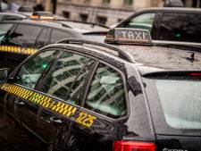 Vaste opération de contrôle des taxis à Brussels Airport: de nombreuses infractions constatées