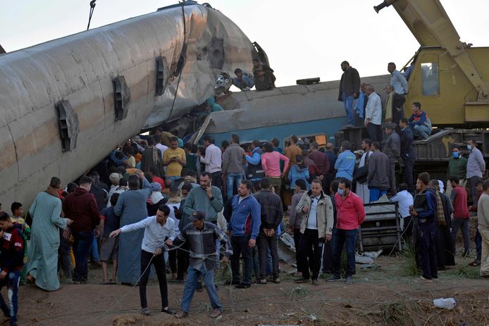 Drie weken geleden kwamen ook al zeker 18 mensen om het leven bij een botsing tussen twee passagierstreinen in de Egyptische provincie Sohag.