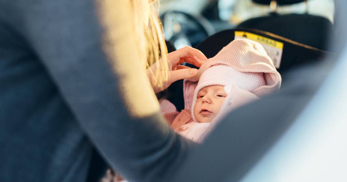 Ouders vergeten pasgeboren baby in taxi die hen van ziekenhuis naar