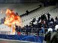 Foto's: ME haalt flink uit naar Ajax-fans in onrustig Athene