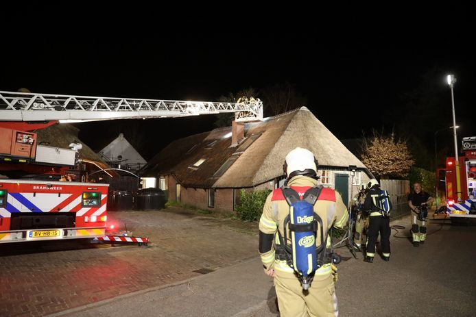 Brand in een woonboerderij in Soest