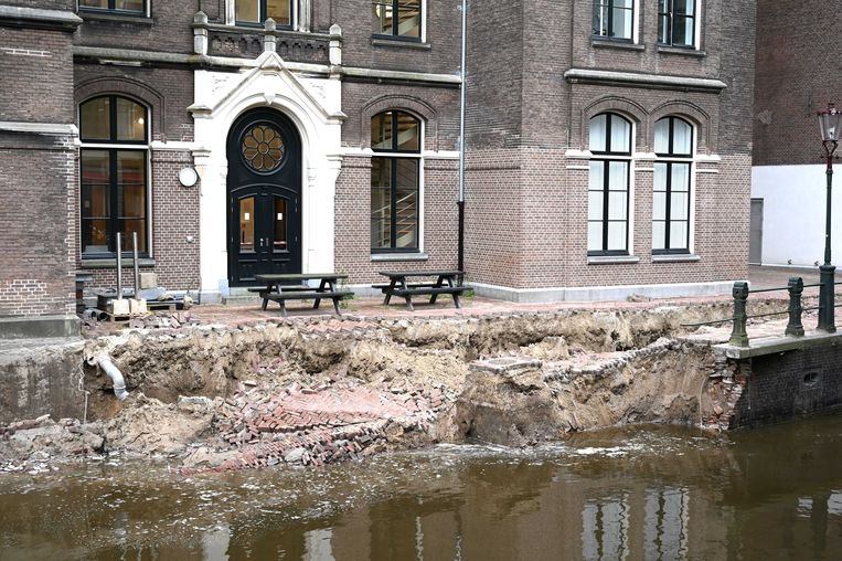 Opinie: ‘Betrek meer experts bij herstel kades en bruggen in Amsterdam’