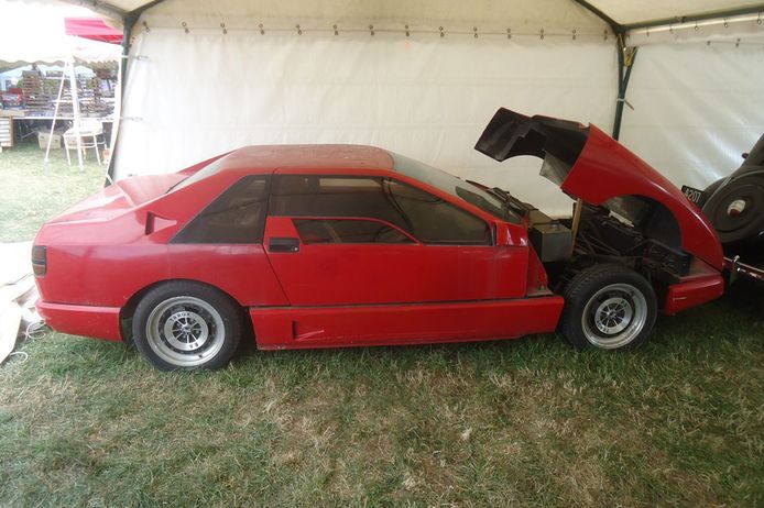 Franse sportwagen Charade Monza.