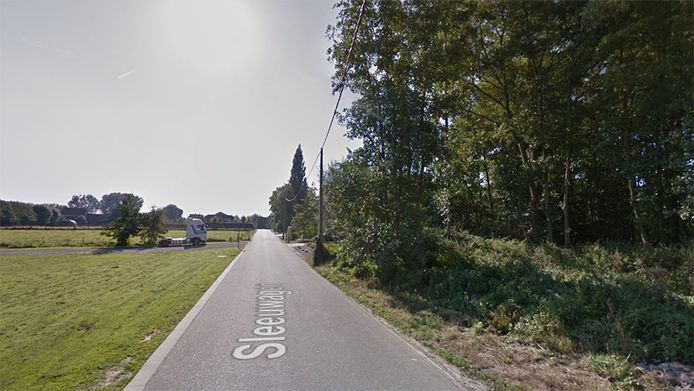 Het ongeval gebeurde in Sleewagen in Mollem, een deelgemeente van Asse (Vlaams-Brabant).