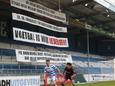 Spandoek van De Graafschap supporters tijdens de wedstrijd tussen De Graafschap en Telstar in Stadion De Vijverberg.