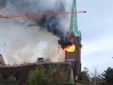 Burgemeester hoort kerktoren in Hoogmade achter zich instorten: ‘Wat een dramatisch gezicht’