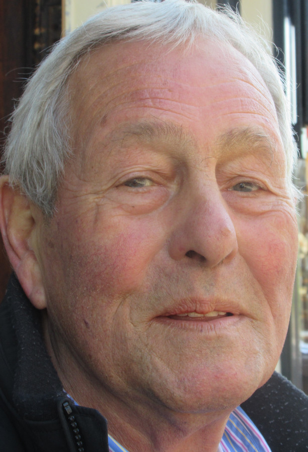 Overleden kastelein Bu Cats mocht ‘jochie’ zeggen tegen onze koning als