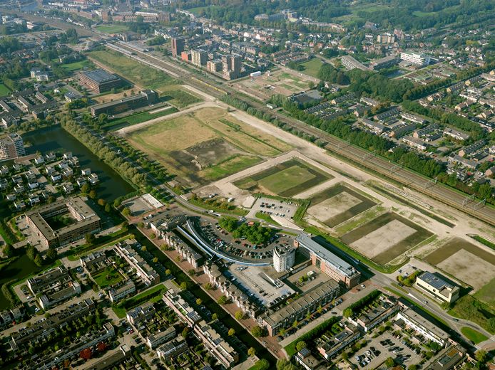 De plek waar de woonwijk Snellerpoort moet komen