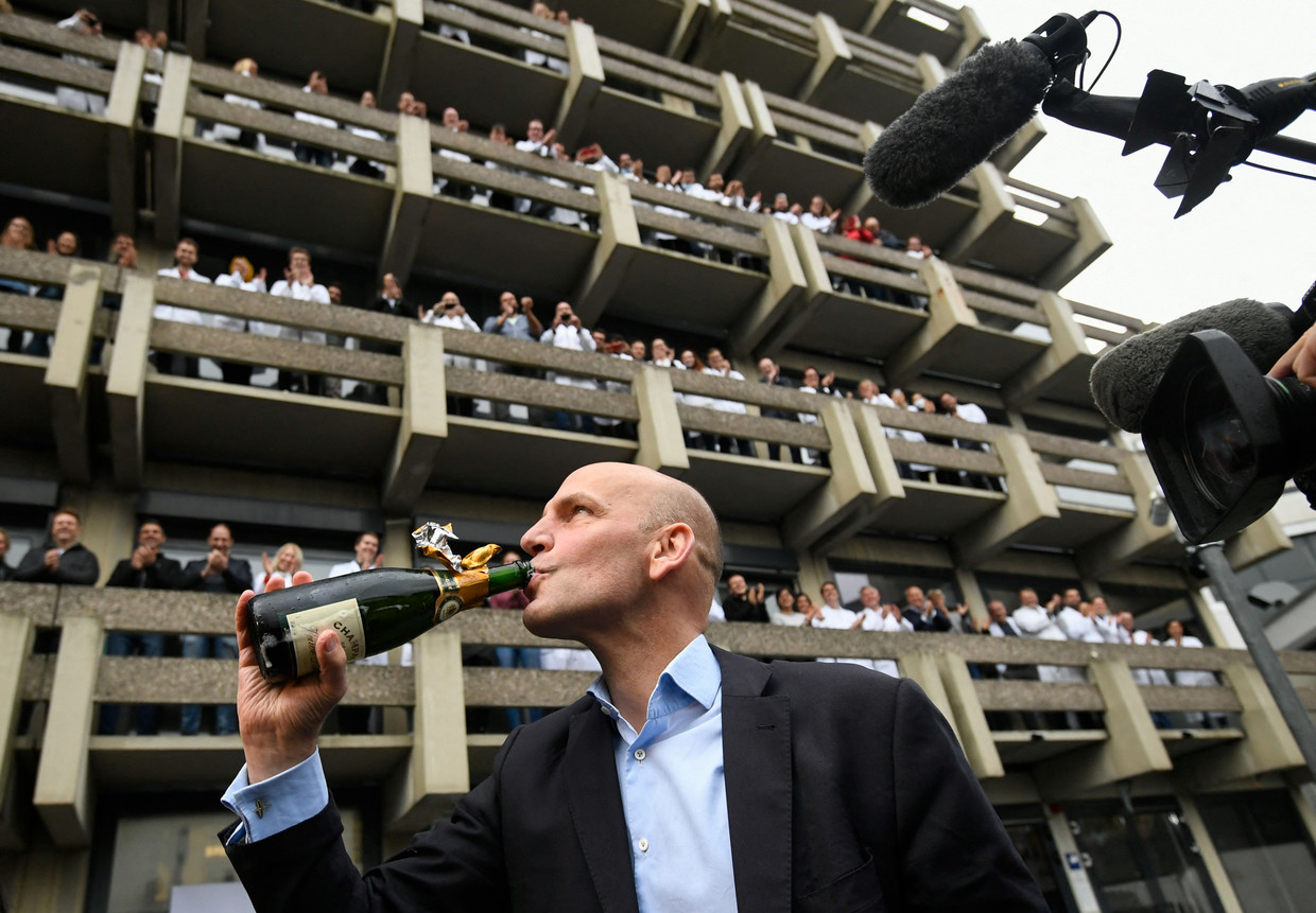 Benjamin List celebrates being awarded the Nobel Prize at his Max Planck Institute.  AFP photo