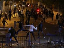 Tweede nacht op rij rellen in Jeruzalem, Israël vergeldt raketaanvallen met legeractie Gaza