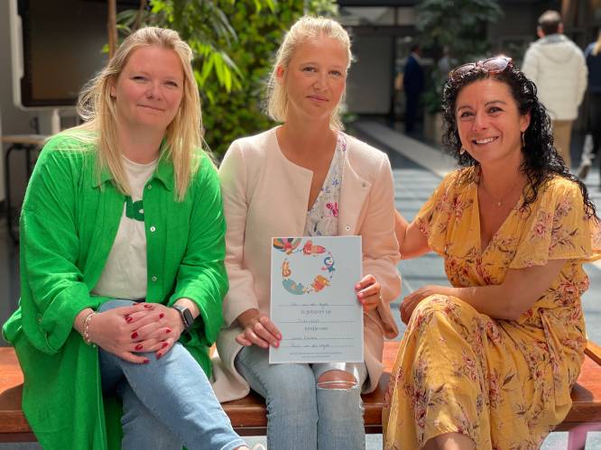 Laura laat zoontje Ubbe als eerste inschrijven in sterrenregister van stad Oostende: “Dit neemt een stukje van de boze gevoelens weg”