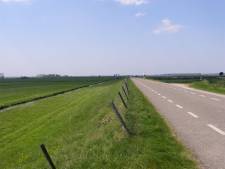 Vervuilde grond Westdijk in Bunschoten wordt nog dit jaar afgegraven