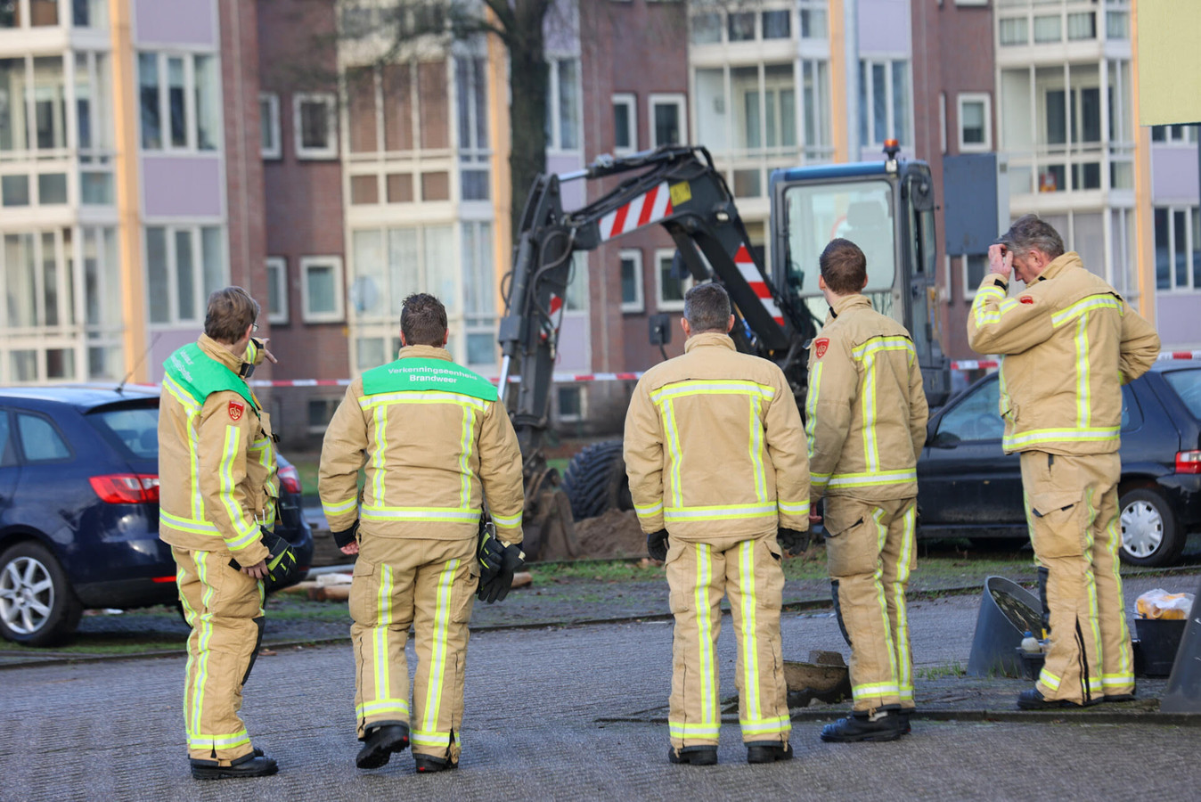 Rondweg Eindhoven kort dicht door gaslek, flat ontruimd | Foto | AD.nl