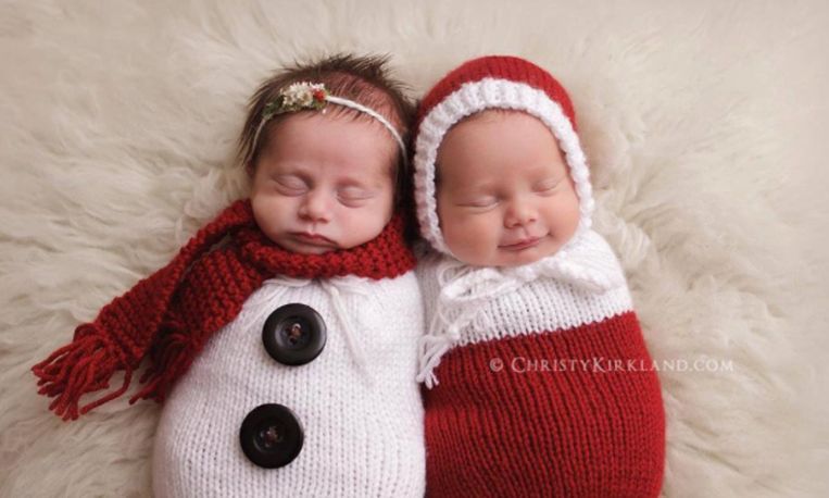 ontslaan Ploeg pad Prachtige fotoserie: baby's in gebreide kerstpakjes | Libelle