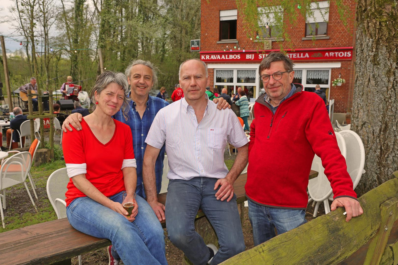Café 'Bij Stinne' kreeg vijf jaar geleden tweede leven | Foto | hln.be
