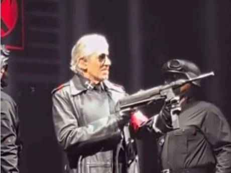Roger Waters répond à ses détracteurs après un concert controversé à Berlin: “Des attaques de mauvaise foi”