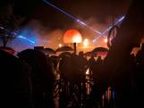 Arnemuiden viert Koningsdag en stadsrechten met lasershow