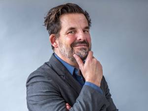 Hoe Jerry ooit door Mathijs van Nieuwkerk werd gevraagd om in de darkroom te duiken met Henk Krol