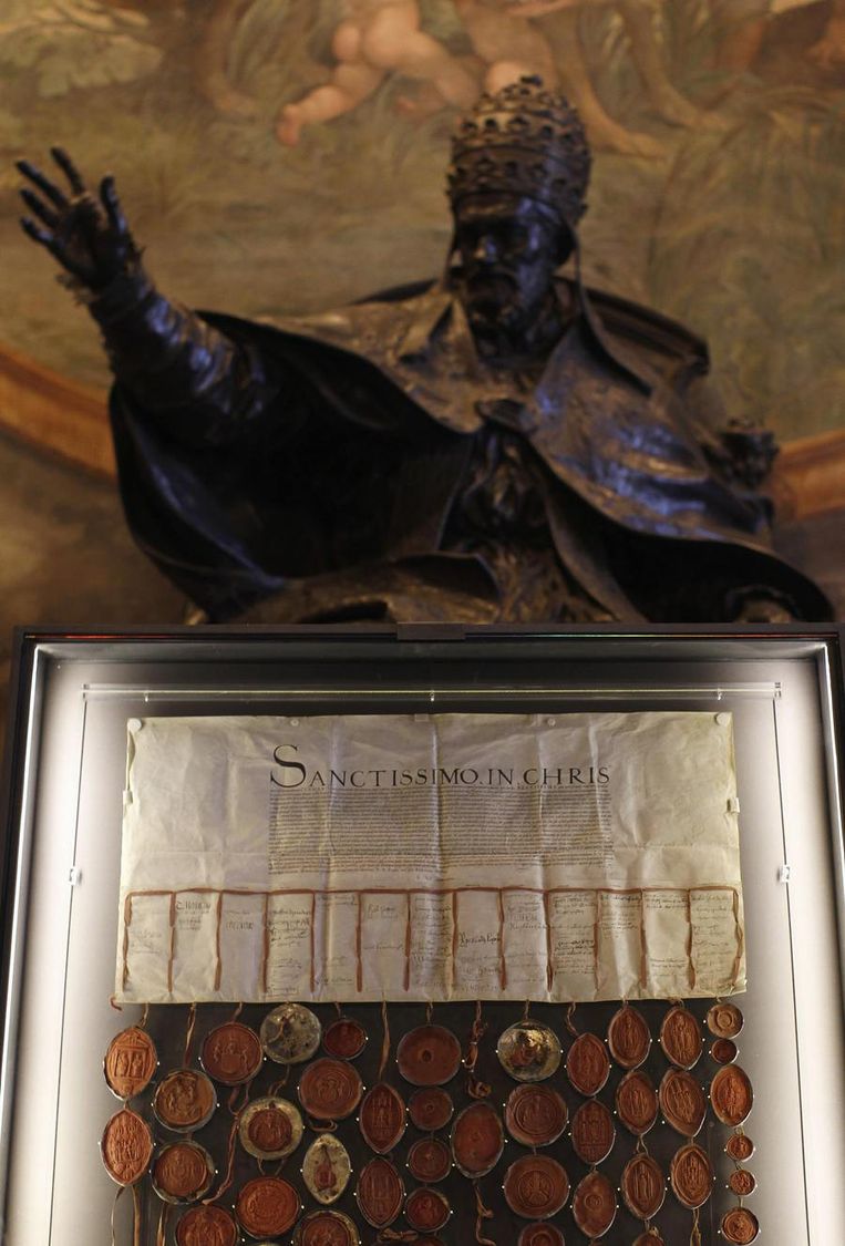 Geheime Archieven van het Vaticaan tentoongesteld Het Parool
