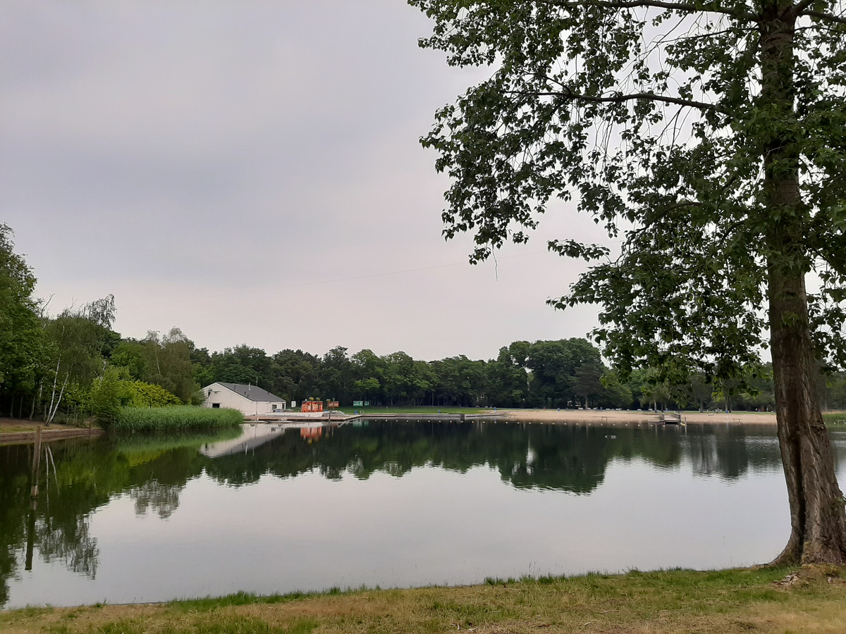 De IJzeren Man, strandbad aan de Javalaan/Insulindelaan in Eindhoven.