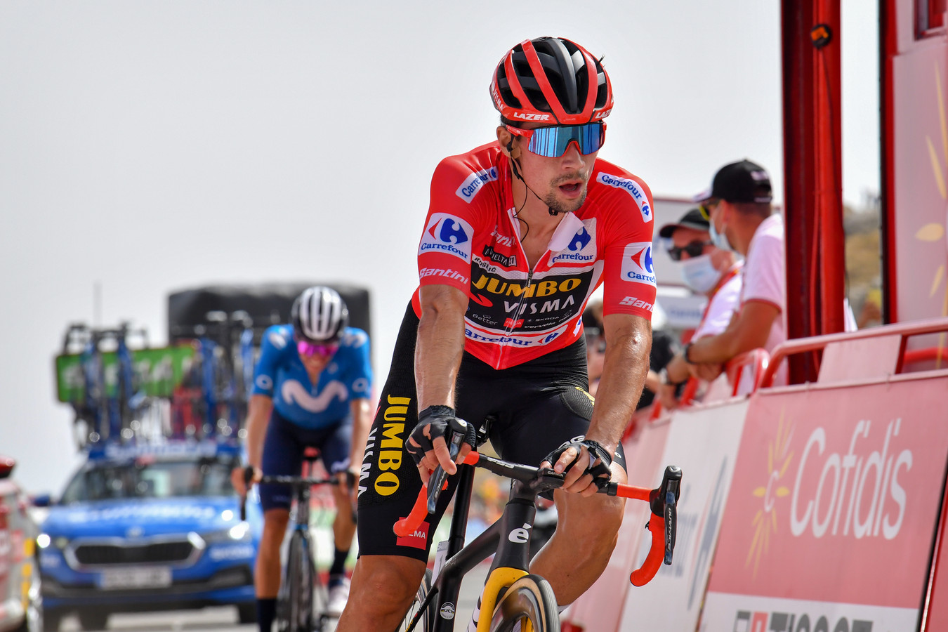 Primoz Roglic trekt vandaag de rode trui weer aan in de Vuelta. Zijn voorsprong op Enric Mas is 28 seconden, Miguel Ángel López is derde op 81 seconden van de Sloveen.