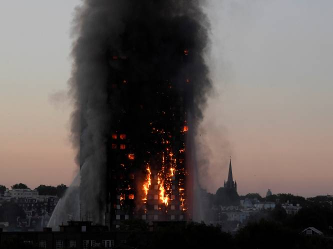 Rapport over zware brand Grenfell Tower: “Brandweer wachtte te lang met evacuatie”