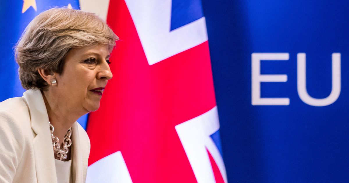 Brits premier May komt met 'voorstel dat geen voorstel is'