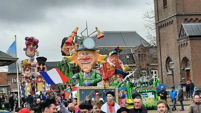 Den Haaykaant pakt uit met een historisch mooie optocht