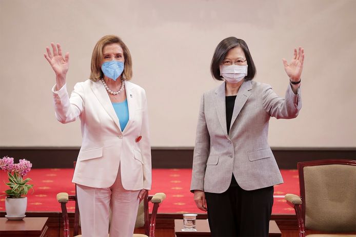 De Taiwanese president Tsai Ing-wen en de Amerikaanse politica Nancy Pelosi.
