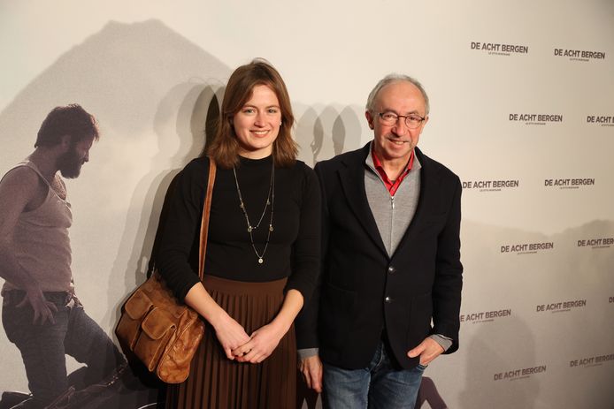 IN BEELD. Cast van ‘Zillion’ keurt ‘De Acht Bergen’ | BV | hln.be