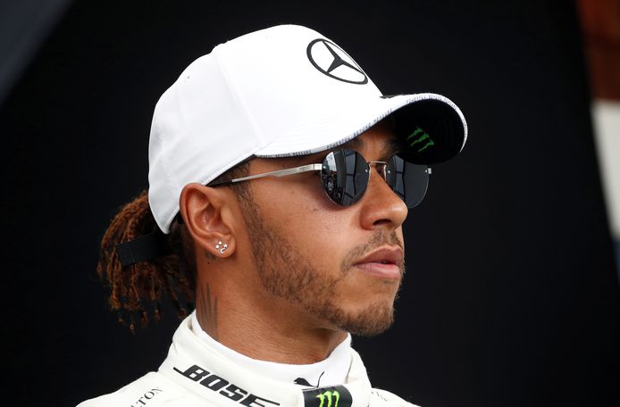 Lewis Hamilton heeft nog één wereldtitel nodig om op gelijke hoogte te komen met Schumacher.