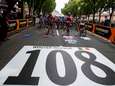 Giro-peloton herdenkt Wouter Weylandt met minuut stilte op zijn sterfdag