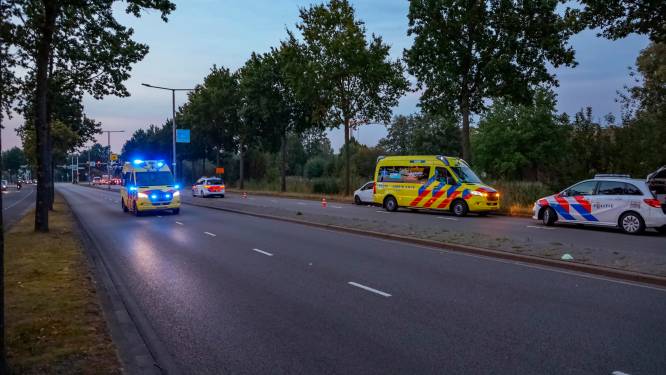 Man (21) bij mislukte straatoverval in zijn buik gestoken en moet met spoed geopereerd